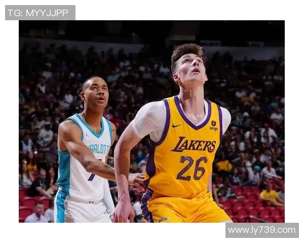 捡宝时刻湖人盯上被裁26+5神投手