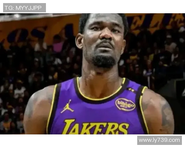 交易签约汇总德安德烈-艾顿两年1660万美元加盟湖人