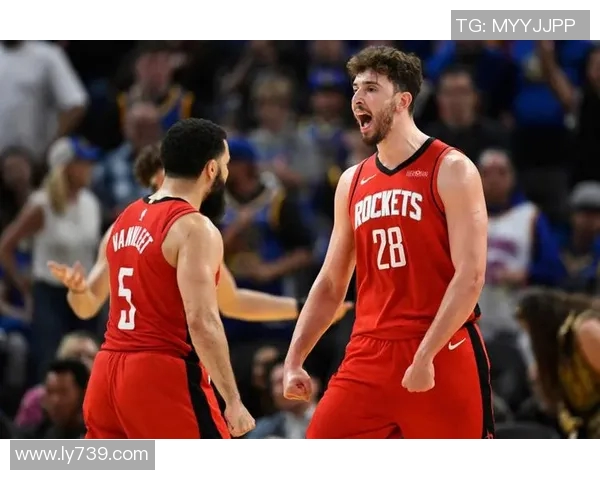 乌度卡八位数合同续约火箭 成NBA收入最高教练之一