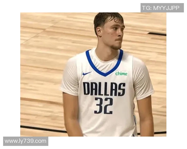 弗拉格成为NBA历史上首秀拿到两双最年轻的球员 弗拉格成为NBA历史上首秀拿到两双最年轻的球员